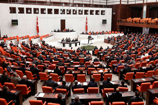 Anayasa değişikliğinde flaş gelişme