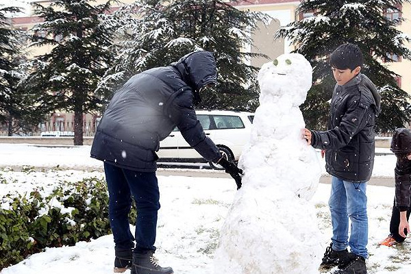Çorum'da okullara kar engeli