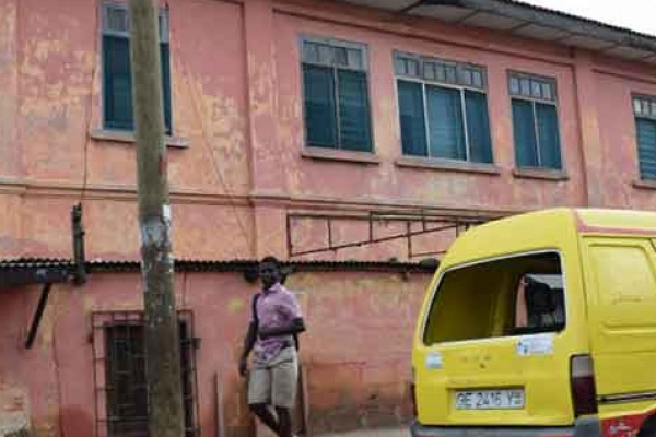 Türkler ve Ganalılar 'sahte ABD büyükelçiliği' açtı