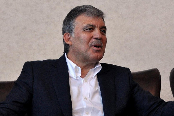 Abdullah Gül 'parti kurma' iddialarına cevap verdi