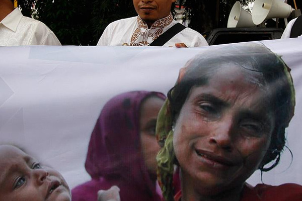 Malezya'da Arakanlı Müslümanlara destek gösterisi