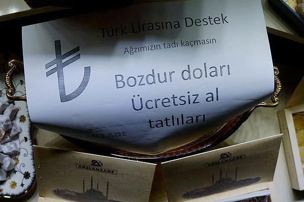 Trakyalı esnaf Türk lirasına sahip çıkıyor