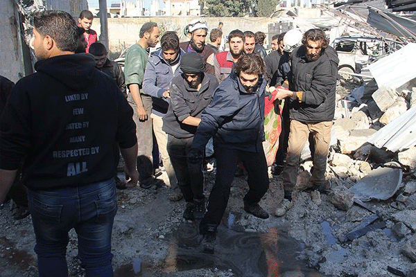 Esed İdlib'i vurdu: 12 ölü