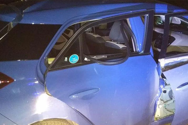 Çakmak gazı dolan araçta patlama