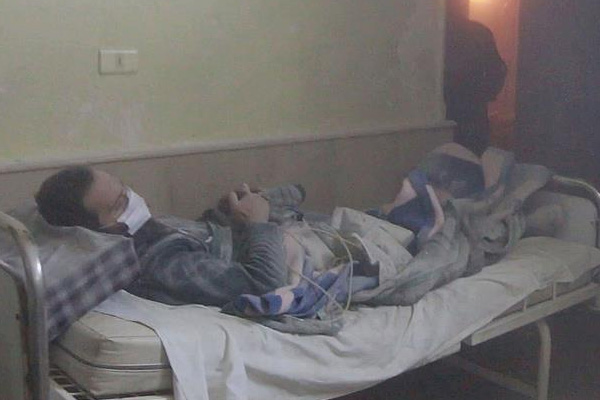 Ameliyatlar evlerin bodrumlarında yapılıyor