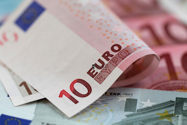 İHKİB döviz hesaplarını TL'ye çevirdi