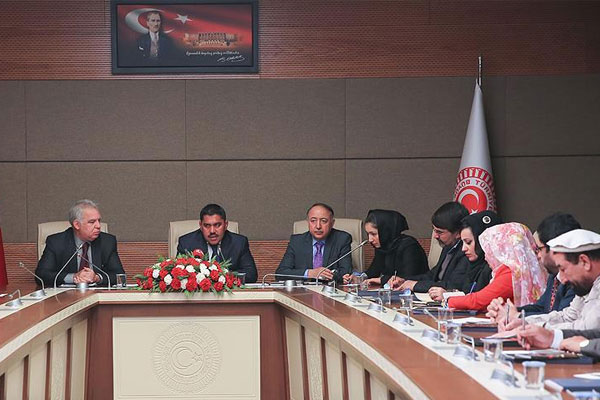 Afgan parlamenterler TBMM'yi ziyaret etti