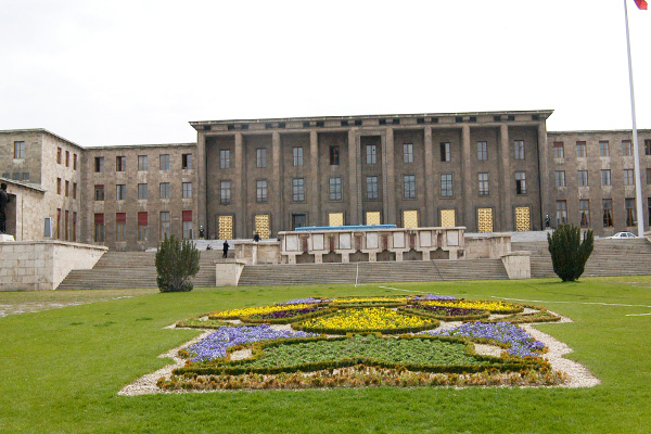 İşte Ankara'nın arabuluculuğunda Rusya ile görüşen muhalif gruplar