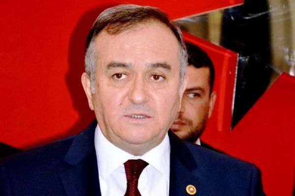 '15 Temmuz yaşanmamış gibi hareket edilemez'