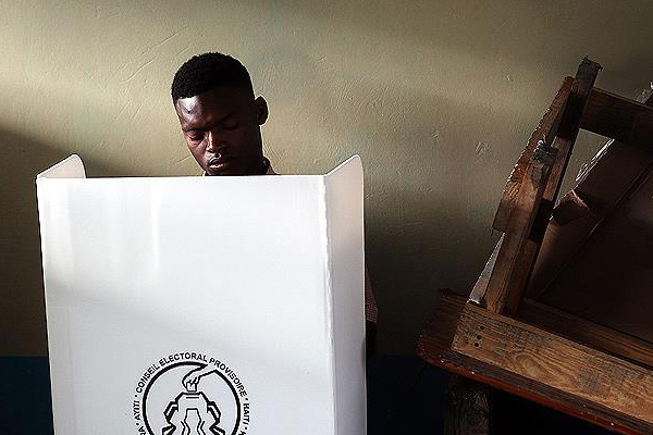 Uyuşturucudan aranan isim seçimi kazandı