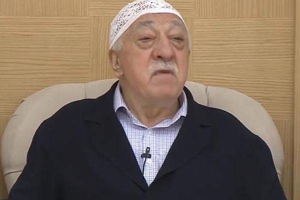 ABD'deki FETÖ okullarında darbe bağlantısı
