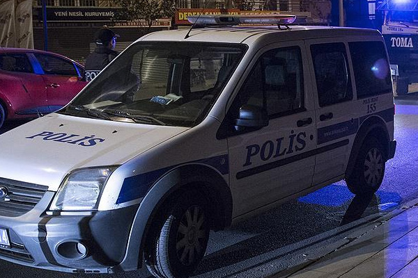 Polise saldıranlar yakalandı