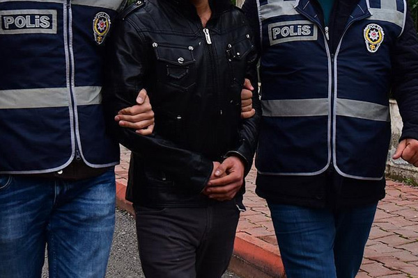 Polise saldıran 2 PKK'lı yakalandı