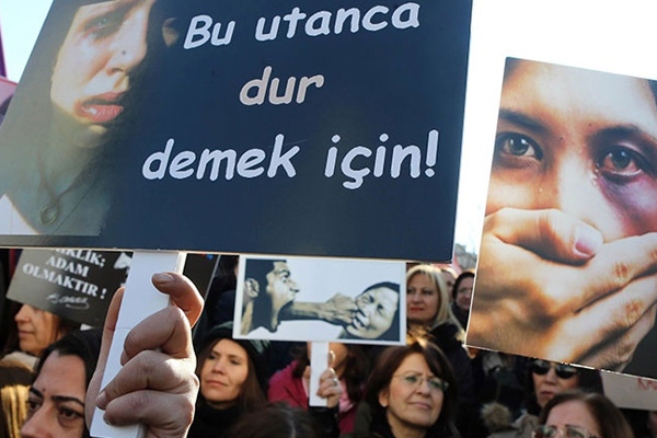 Adana'da dövülen kadın hayatını kaybetti