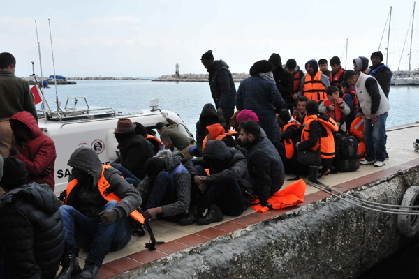 İzmir’de 116 göçmen yakalandı