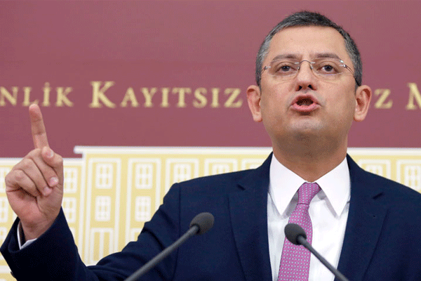 CHP’den Deniz Baykal’a tepki
