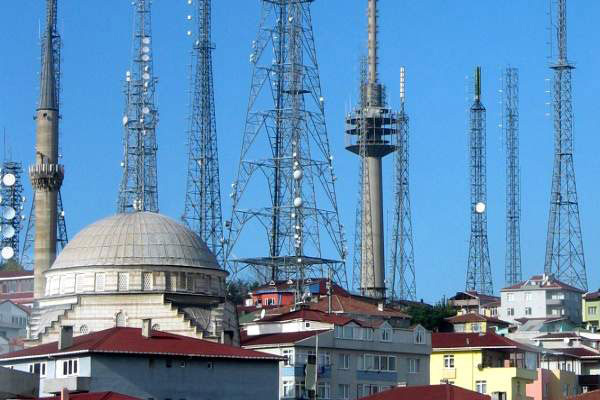 Çamlıca'daki TV kuleleri yıkılacak