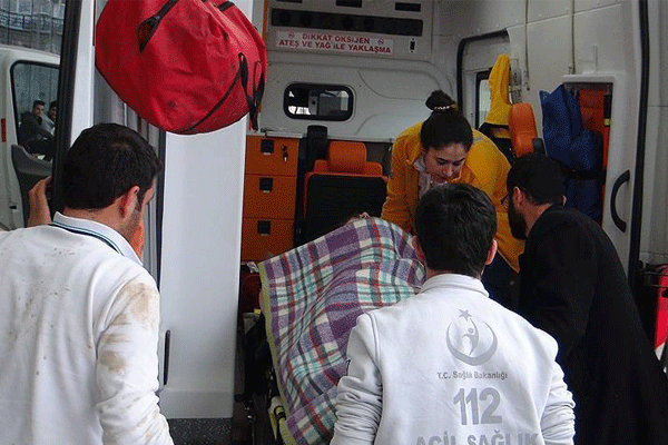 Şanlıurfa'da işçi minibüsü devrildi