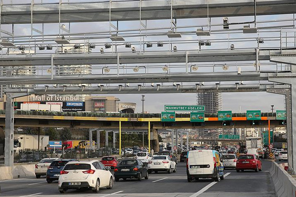 Mahmutbey gişeleri yıkılmaya başlandı