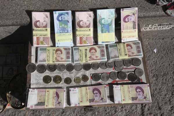 İran'ın resmi para birimi değişiyor