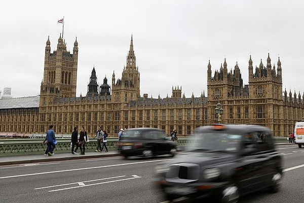 İngiliz vekillerden Brexit'e destek