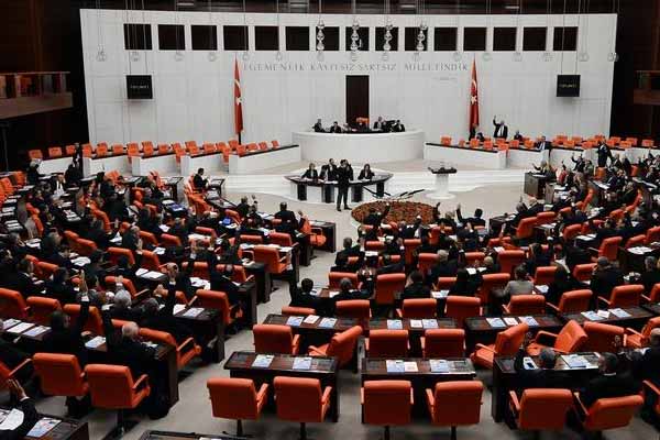 Anayasa değişikliğinin Meclise gelmesi bekleniyor