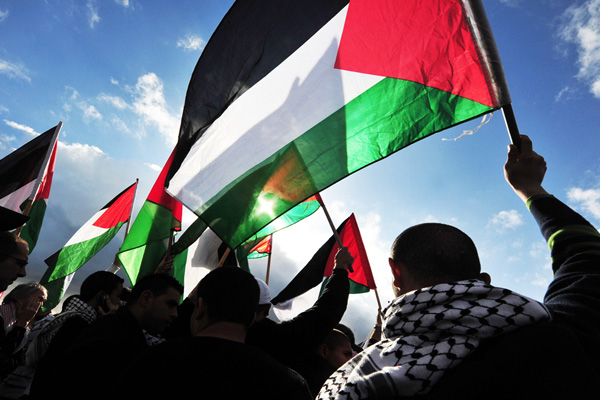 İlk 'taş' atıldı...