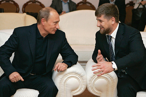 Suriye'deki Rus üssünü Kadirov'un askerleri koruyacak