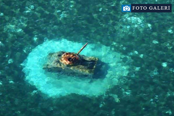 70 yıldır denizin içinde bekliyor!