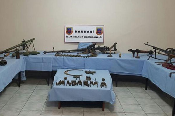 Şemdinli’de gömülü cephanelik bulundu