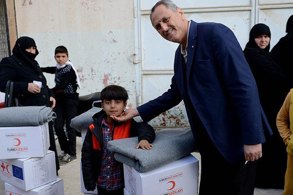 Türk Kızılayı 3 bin Suriyeli aileye yardım ulaştırdı