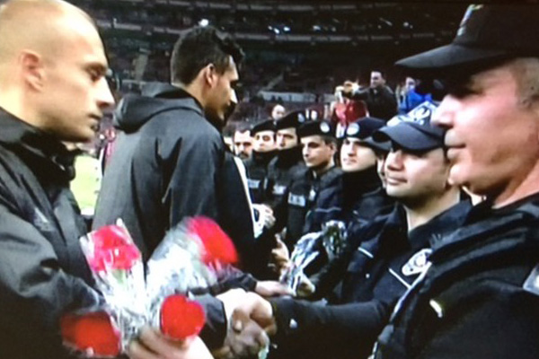 TT Arena'da göz yaşartan anlar!