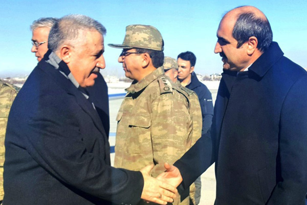 Bakan Ahmet Arslan Van’da