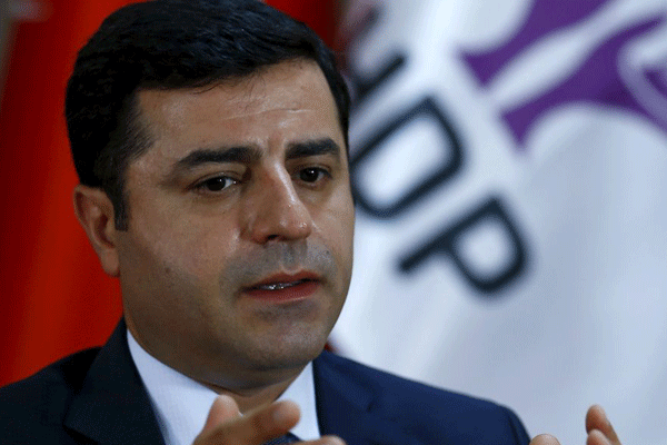 Demirtaş'tan kınama mesajı