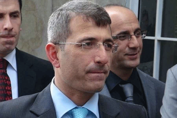 Bildiri dağıtan savcı için karar