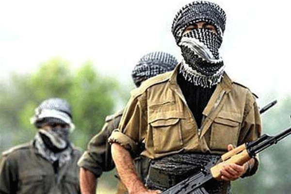 Polise saldırı 1 ölü, 3 yaralı