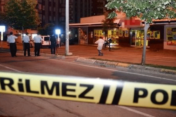 Adana'da eş zamanlı patlama