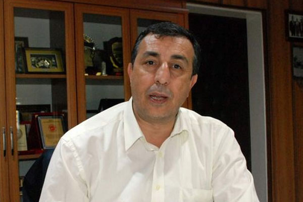 Eski belediye başkanı dahil 10 kişi tutuklandı