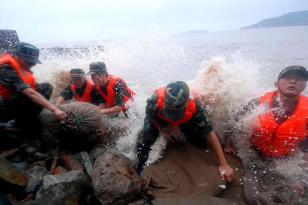 Çin'de tayfun can aldı
