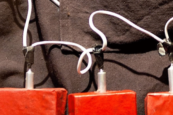 Emniyet'ten 'canlı bomba' alarmı!