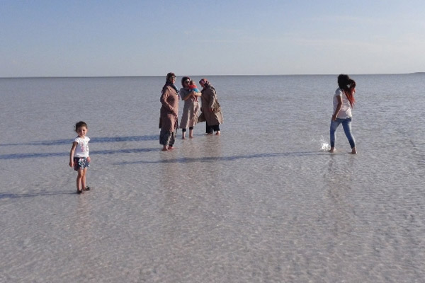 Tuz Gölü’nde yürüme turizmi