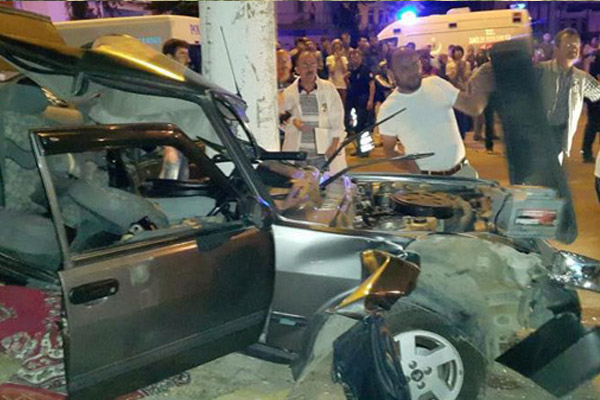 Yayaların arasına daldı: 5 ölü