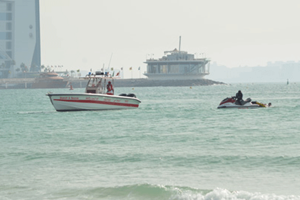 Baba kızının boğulmasına göz yumdu