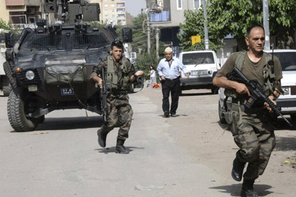 Emniyet ve Jandarma Komutanlığı’na saldırı