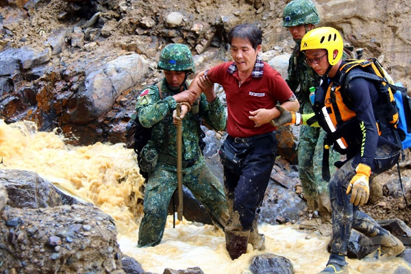 Çin’de bilanço artıyor: 21 ölü