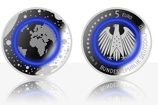 Yeni madeni  5 eurolar geliyor