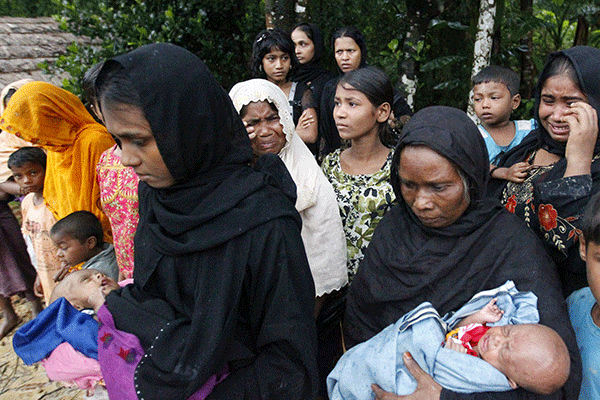 Arakanlı Müslümanların çilesi dinmiyor