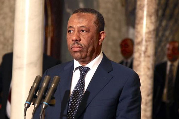 Canlı yayında Başbakanlık'tan istifa etti