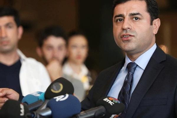 Demirtaş AK Parti ve Erdoğan'a yüklendi