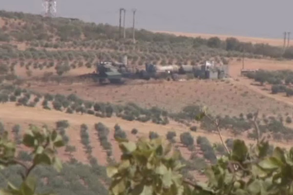 IŞİD'den sınıra yakı yakıt istasyonu kurdu